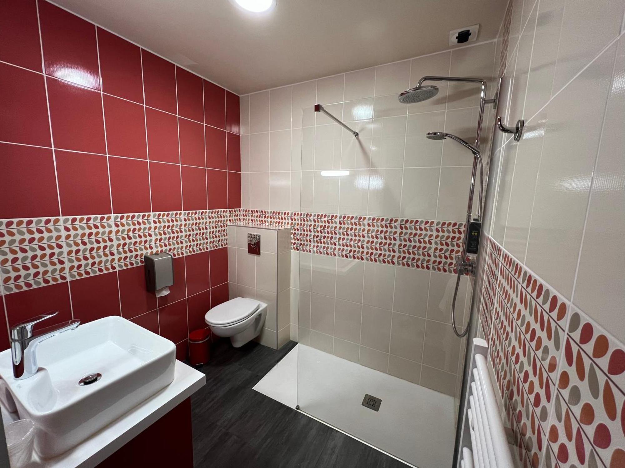 Brit Hotel Du Parc Niort Centre-Parking Gratuit Εξωτερικό φωτογραφία