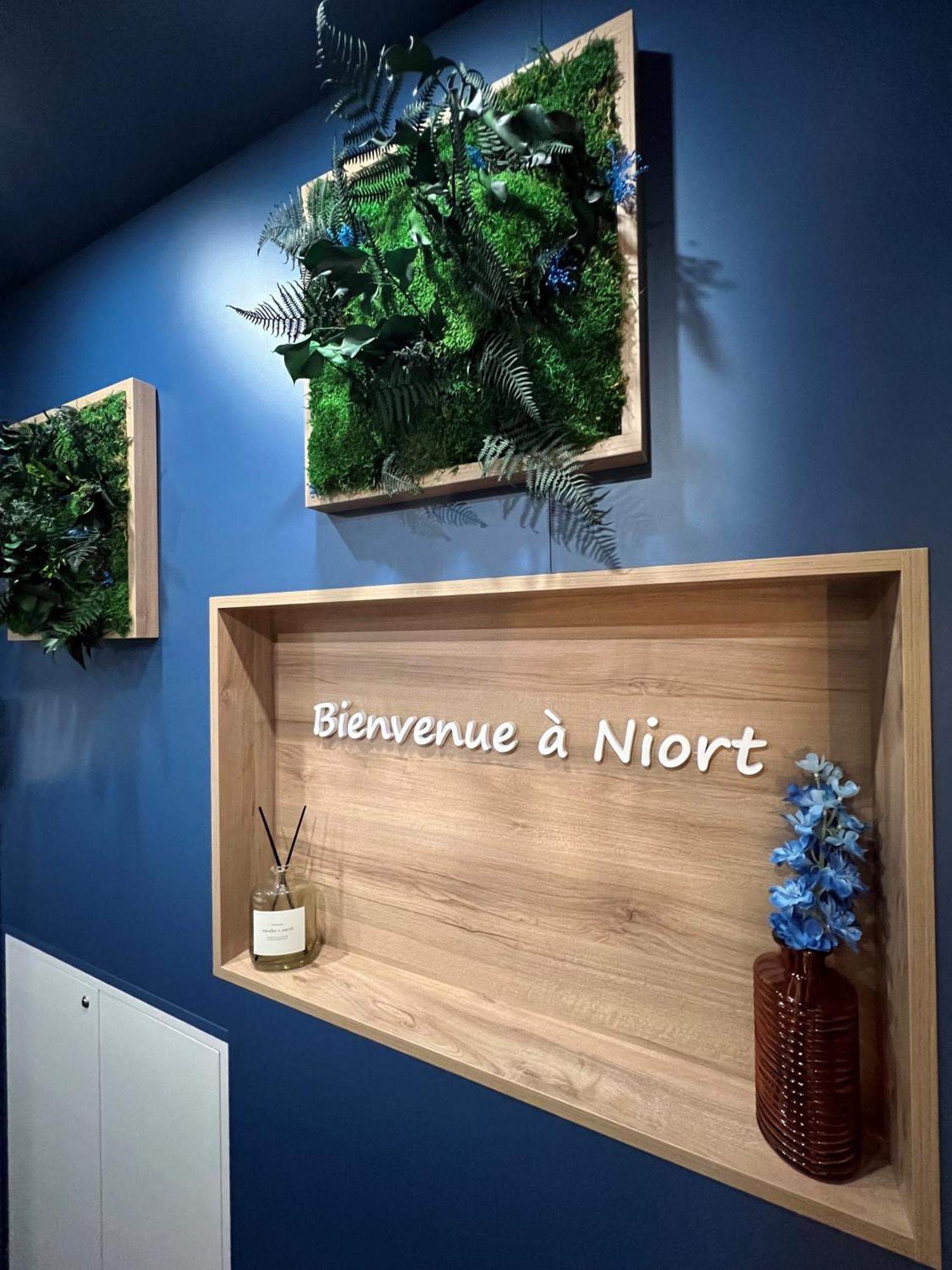 Brit Hotel Du Parc Niort Centre-Parking Gratuit Εξωτερικό φωτογραφία