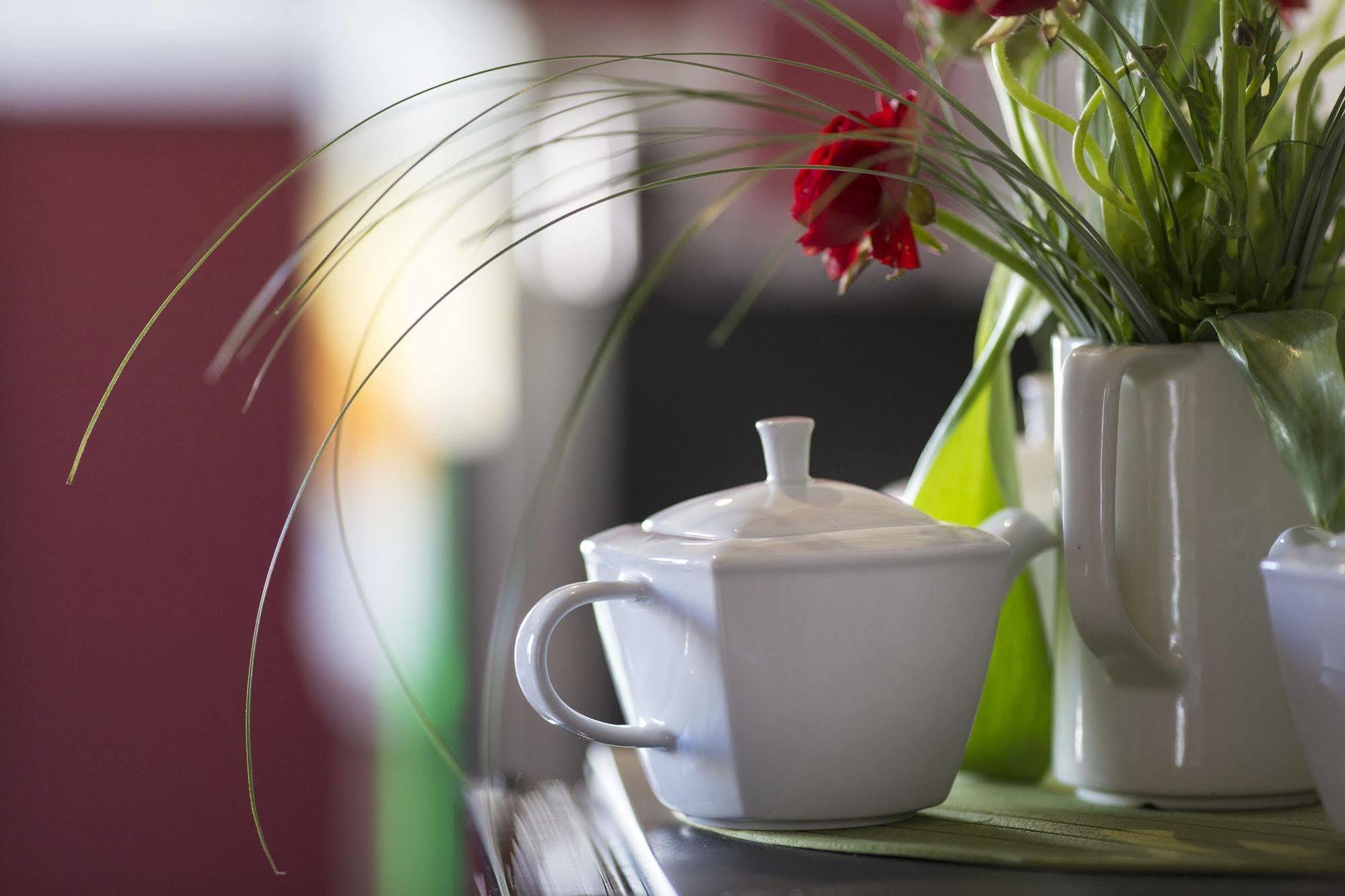 Brit Hotel Du Parc Niort Centre-Parking Gratuit Εξωτερικό φωτογραφία